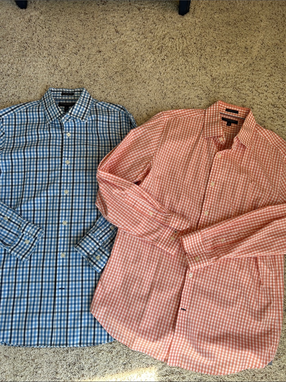 Set of 2 Men's Banana Republic Checked Button-Down Non-Iron Shirts, Size M